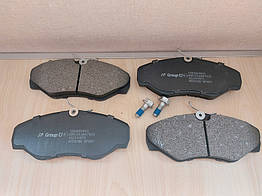 Гальмівні колодки передні Renault Trafic 2, Opel Vivaro A (2000-2014), 7701050914, 7701054771, 425451