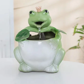 Декоративний фонтан настільний, зволожує повітря в будинку працює від мережі 15,3 х 12,3 х 11,8 см