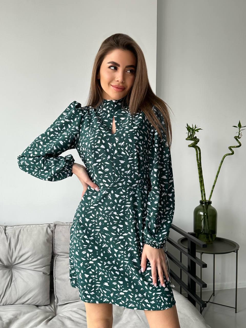 Жіноча сукня; Колір зелений, фрез, чорний; Розмір: S-M, L-XL;