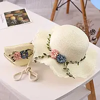 Комплект жіночий легкий капелюх та сумочка з квітковим декором