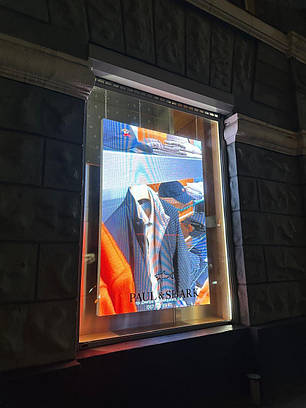 LED вітринний екран 2400×1600 мм P3 | Світлодіодний рекламний дисплей для вікон, фото 3