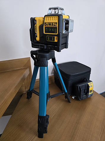 Лазерний рівень Dewalt 089LG 3D 12 ліній + штатив 1м., фото 1