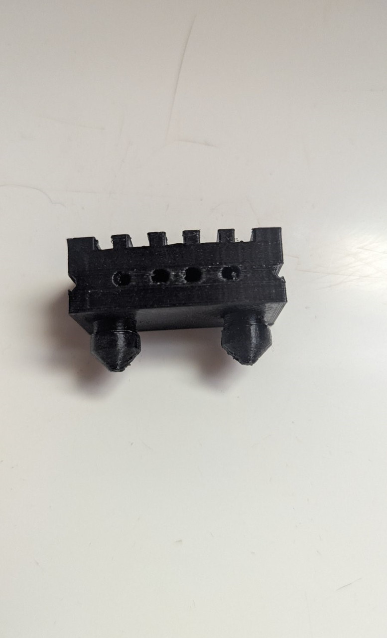 Відбійник сидіння suzuki dl/dr/gs/gsf/gsx-r/ sv/ vl, фото 1