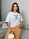 Базова літня модна жіноча бавовняна футболка з вишивкою Ведмедик кулір вільна оверсайз великі розміри, фото 6