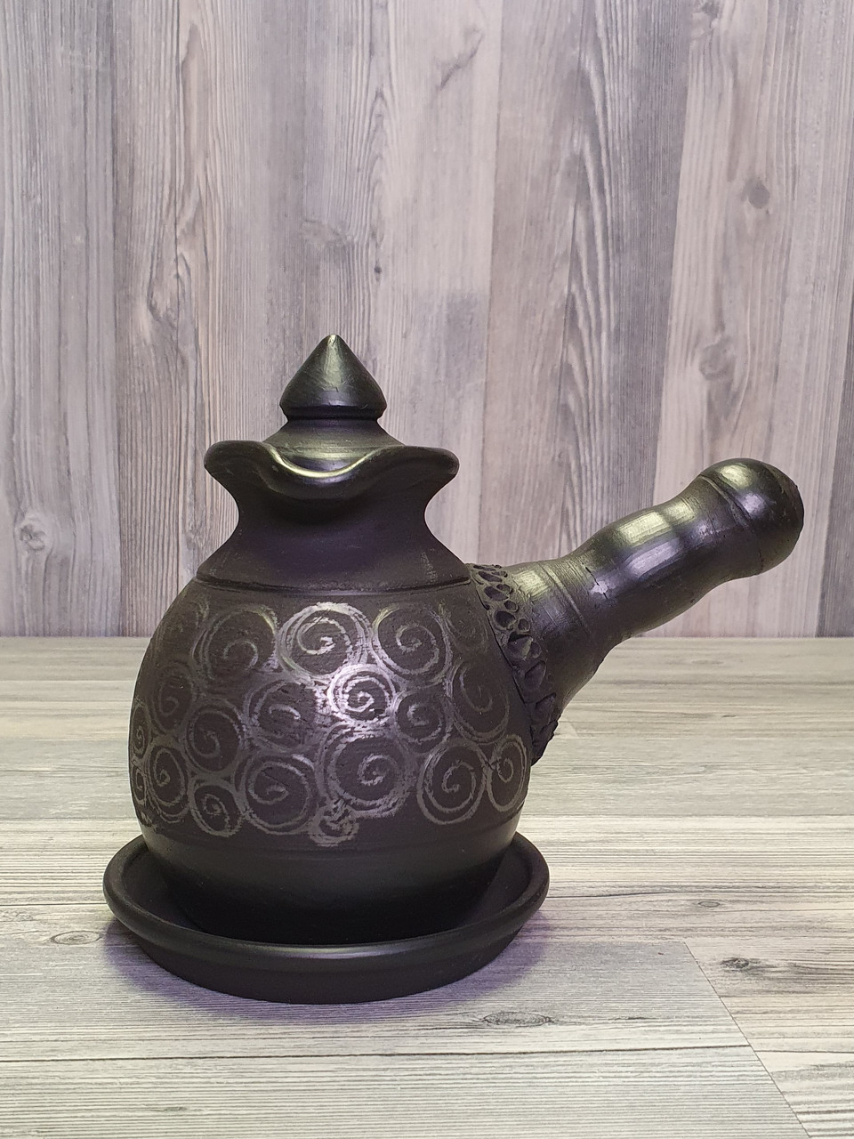 Турка для кави глиняна (з чорної глини)