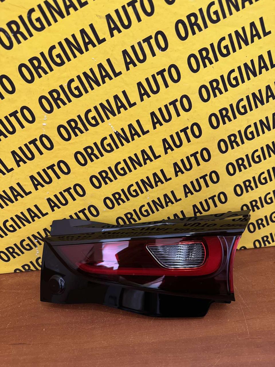 Ліхтар правий Mazda: CX-5 2022+, KSD4513F0
