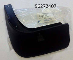 Бризковик Нубіра задній лівий NUBIRA DM