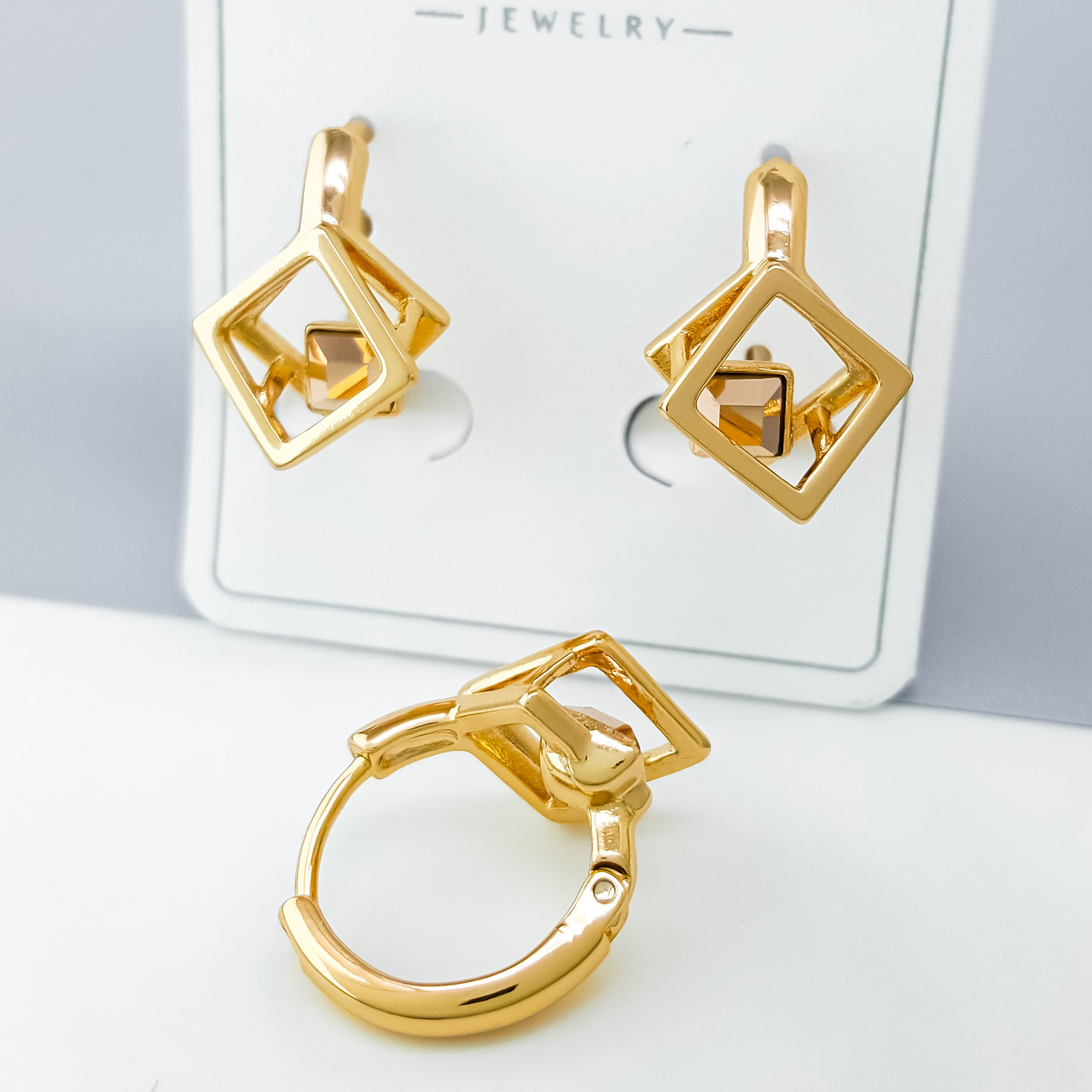Сережки Золотий Куб, без каміння, медсплав Xuping позолота 18K