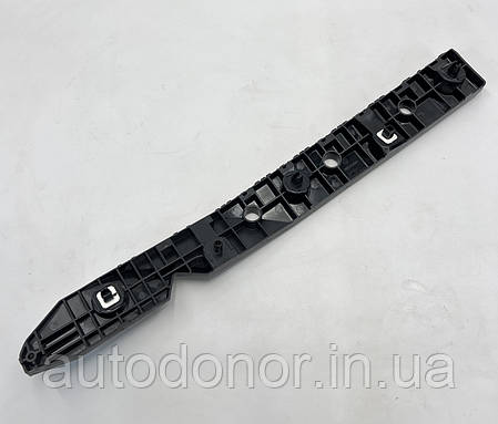Кріплення заднього бампера праве Nissan Ariya (22-) 85220-5MP0A, фото 1