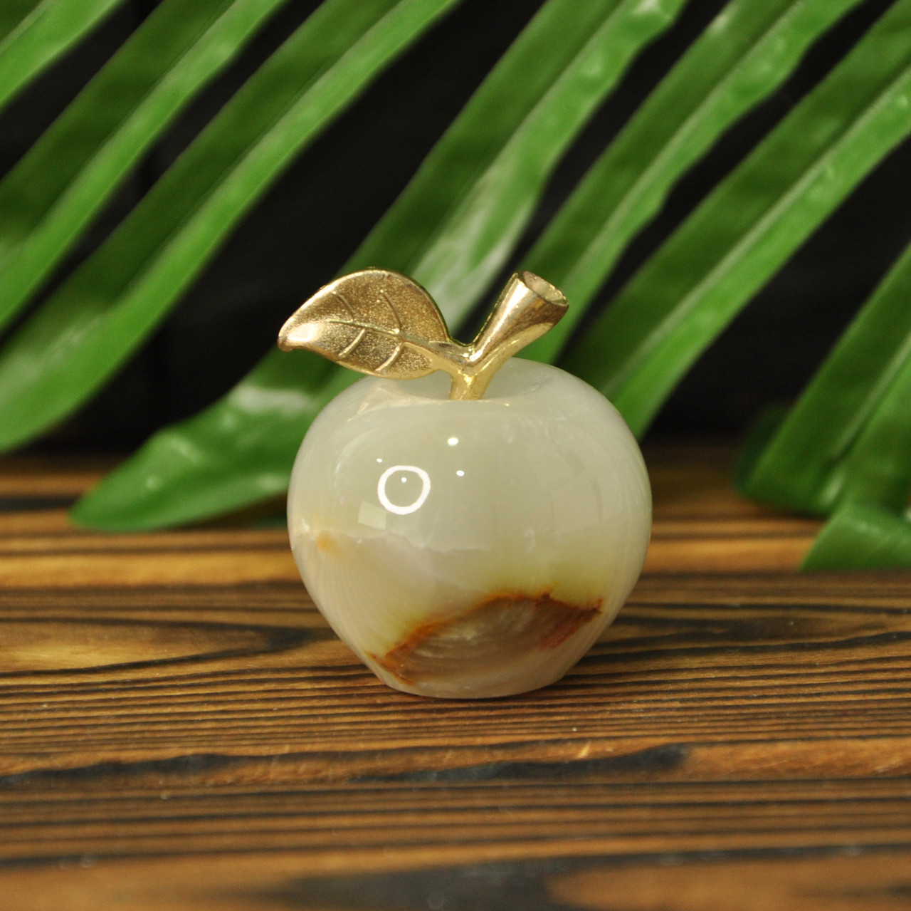 Статуетка яблуко з натурального каменю онікс, 4 см (колір, як на фото), фото 1