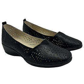 Балетки жіночі літні з натуральної шкіри чорного кольору на танкетці 3 см, з резинкою на широку ногу “Style Shoes”