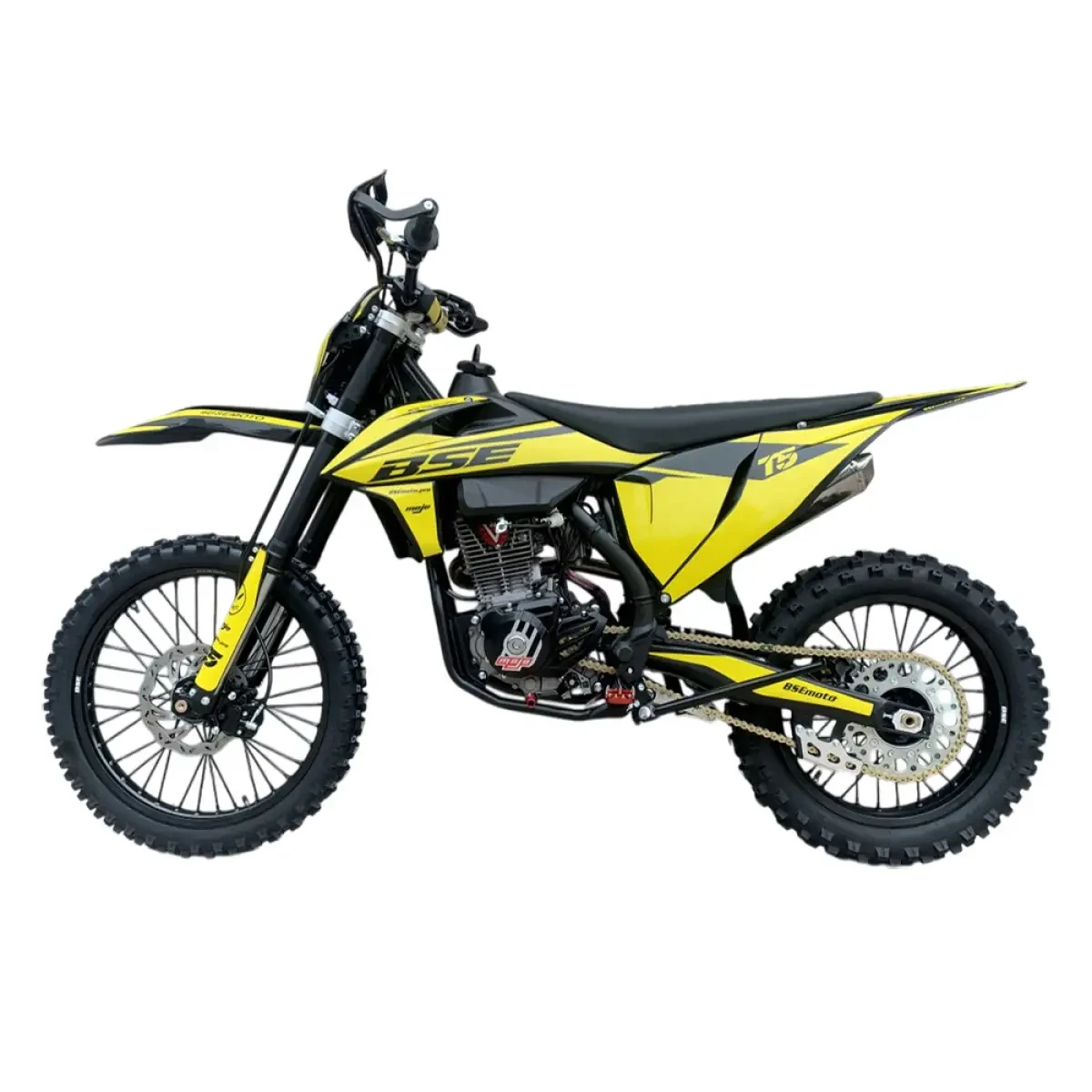 МОТОЦИКЛ BSE X6 Enduro Об'єм 250 см3 шини 21''/18'' 33,0 к.с. купити в інтернет-магазині дешево