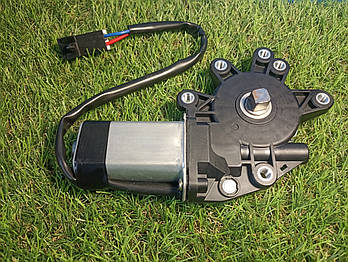 Мотор склопідйомника передній лівий Nissan Almera Classic 7757031010