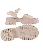 Бежеві жіночі босоніжки на тракторній підошві розмір 36 37 38 39 40 41, фото 4