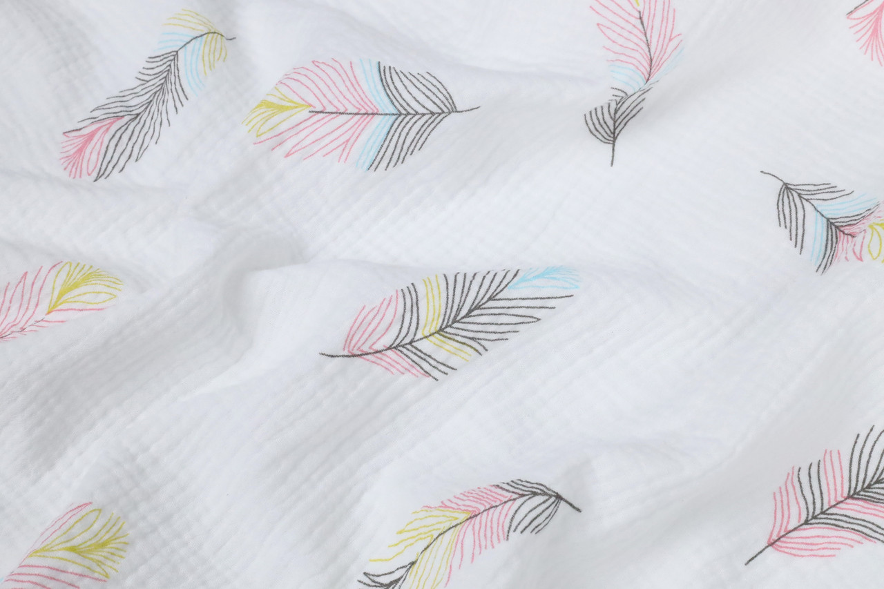 Муслін жатка Різнокольорове пір'я на білому 135 см