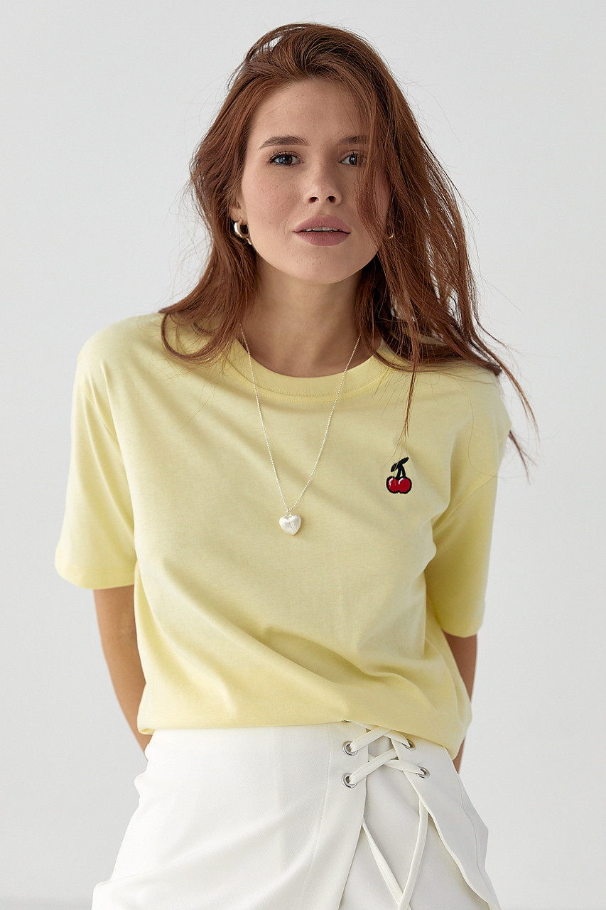 Футболка з вишитими вишеньками - лимонний цвет, L (є розміри), фото 1