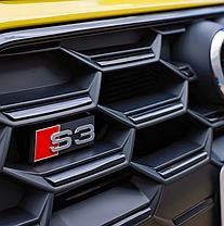Емблема шильдік S3 AUDI (Ауди) для решітки радіатору - Чорний глянець 68х22 мм, фото 4