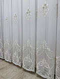 Тюль на основі бамбука з красивою шеніловою вишивкою. Колір: молочний з золотом, фото 7