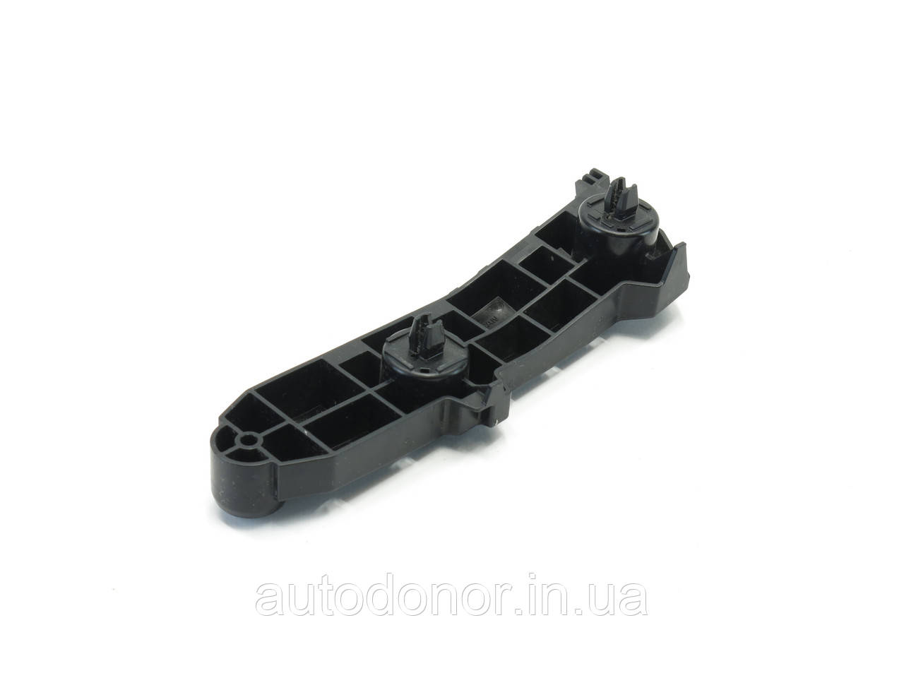 Кріплення переднього бамперу маленьке ліве Nissan Ariya (22-) 62225-5MP0A