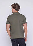 Стильна чоловіча футболка з коміром у кольорі хакі, фото 4