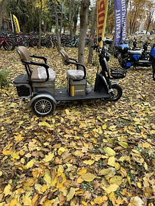 Скутер на акумуляторі триколісний електричний для дорослих і підлітків Crosser 72V/20AH/800W 55 км/год