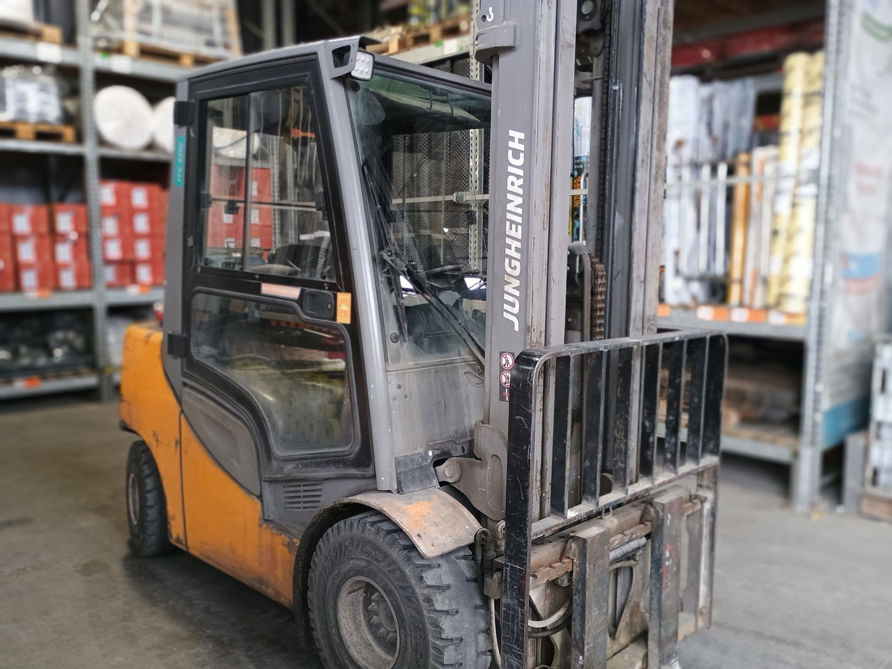 Газовий вилковий навантажувач Jungheinrich Paket 3 Stück TFG 425s BJ:2016, TFG430s BJ:2016, TFG 430S BJ:2015
