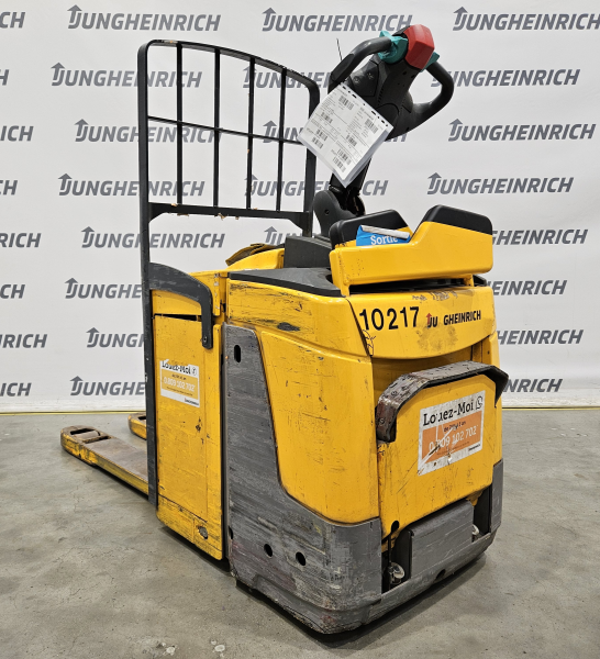 Електричний візок Jungheinrich ERE225