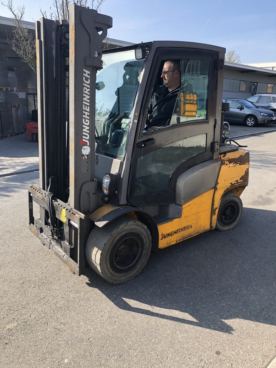 Газовий вилковий навантажувач Jungheinrich TFG 430