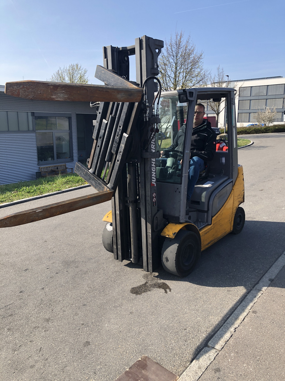 Газовий вилковий навантажувач Jungheinrich TFG316 600 DZ
