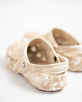 Чоловічі крокси сабо Crocs Baya Marbled Clog 206935-2ZM Chai Multi бежеві, фото 4