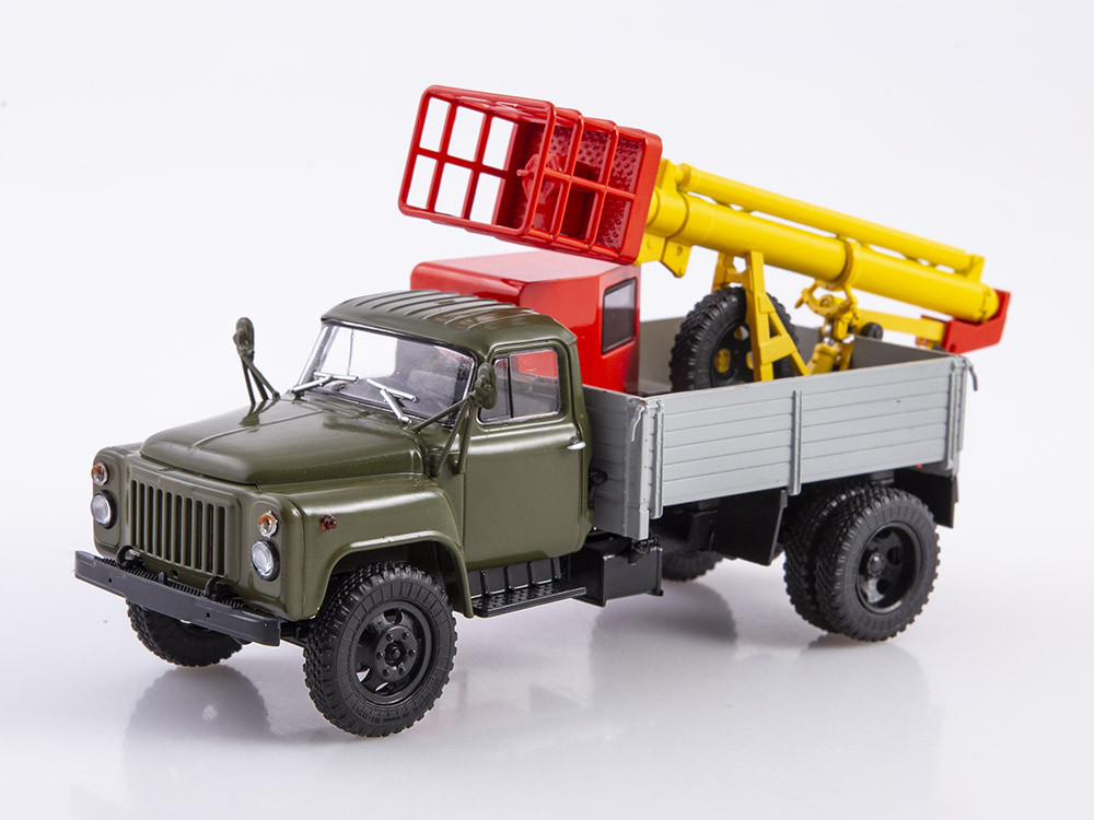 Модель вантажівки Телескопічна вежа ТВГ-15 (ГАЗ-52) (хакі) | Автоісторія
