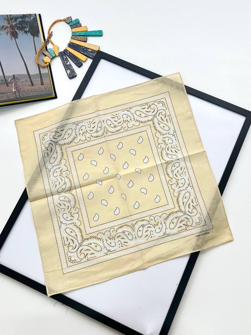 Класична бандана 55*55 см бежевий