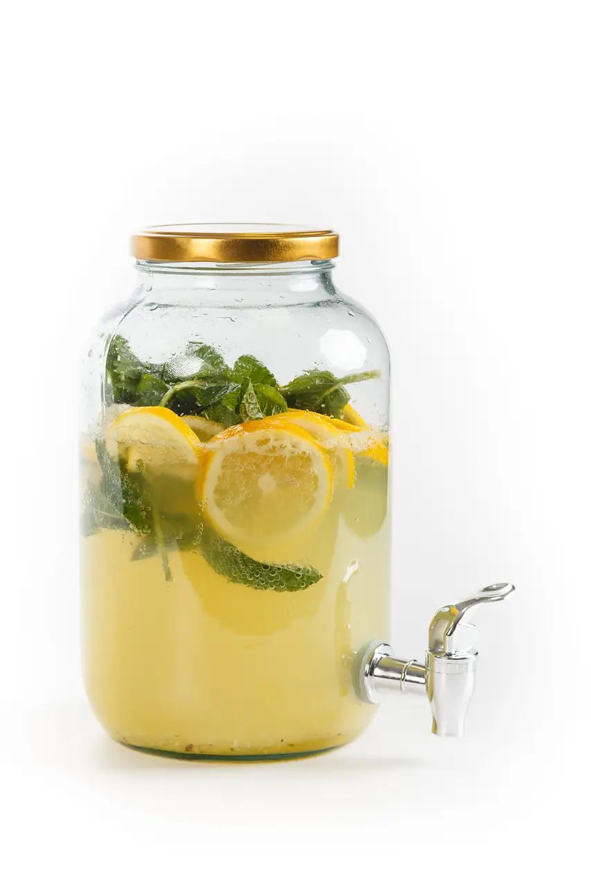 Диспенсер для лимонаду з пластиковим краном (лимонадниця) Glass-P 4,25 л. (425Р)