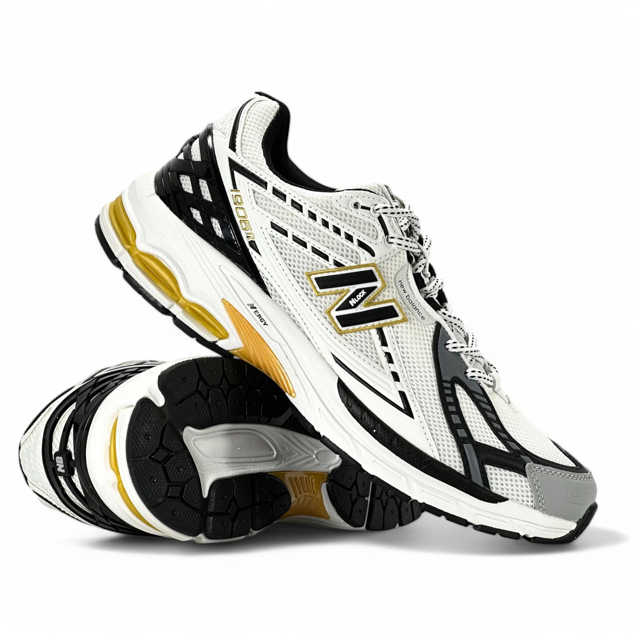 Чоловічі літні кросівки текстильні з сіткою чорні білі весняні