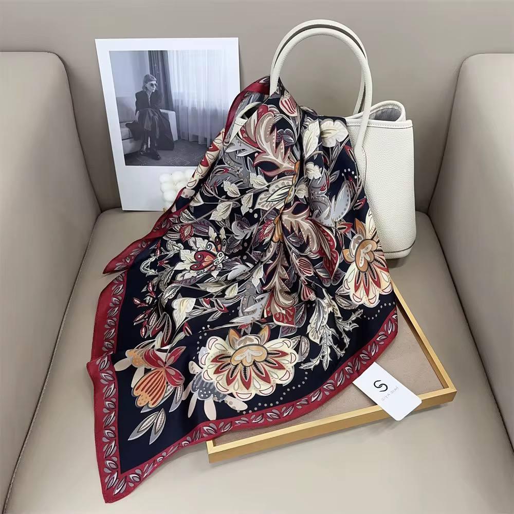 Ніжна шовкова хустка "Грета" 224022, фото 1