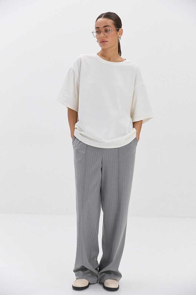 Жіночі штани сірі з костюмної тканини в смужку MKAR22011-2, фото 1