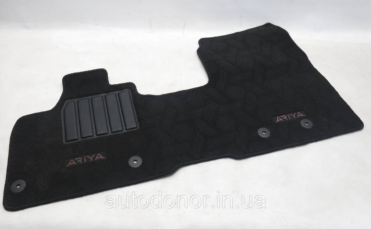 Коврик передній текстильний Nissan Ariya (22-) T99E2-5MP1A