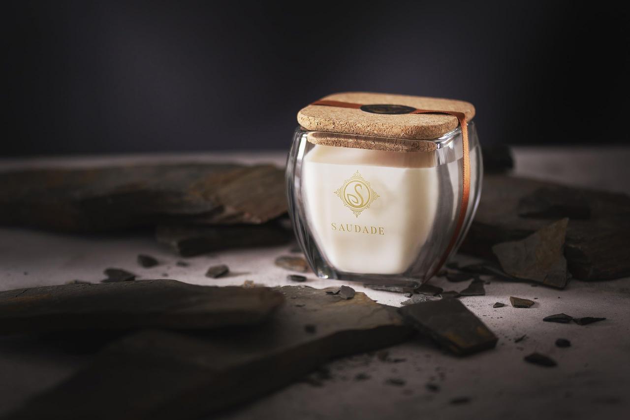 Ароматична свічка Saudade "Vanilla Amber" (200 г)