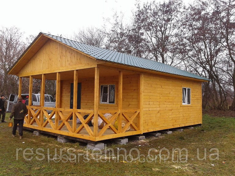 Каркасний дачний будинок 6 м х 6 м.Фальшбрус із терассою