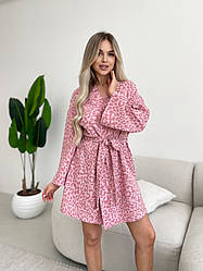 Халат короткий з мусліну (100% бавовна) принт Лео рожевий