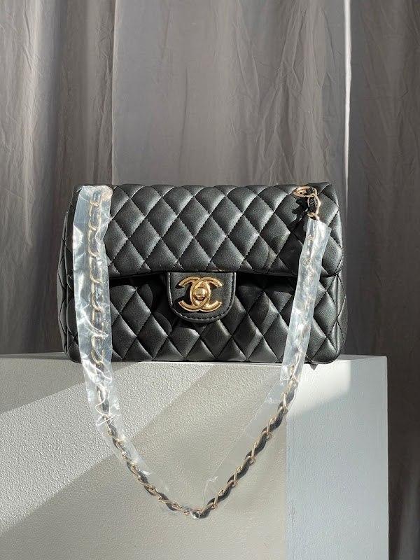 Жіноча сумка Chanel Classic Double Flap Bag (Чорна) Шанель Кросс Боді екошкіра 1 відділення на ланцюжках