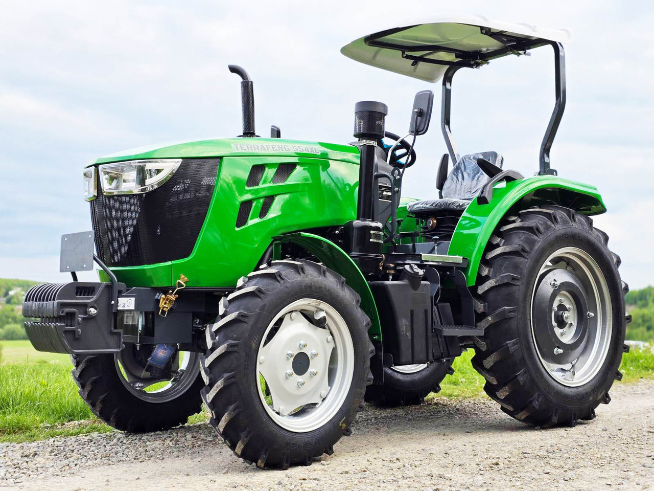 Потужний трактор TERRA FENG 555XL, дизайн Джон дір, реверс, 2х дискове зчеплення, вага 2250 кг