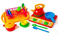 Набір посуду "Юна панчоха"