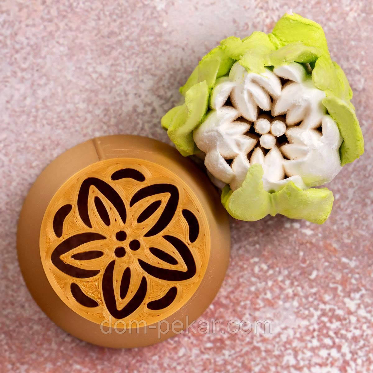 40-47 Тюльпан насадка для зефіру гігант 4 см (3D)