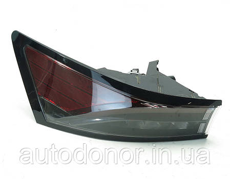 Стоп / фонарь заній лівий зовнішній в крило Nissan Ariya (22-) 26559-5MR0A / 26555-5MR0A, фото 1