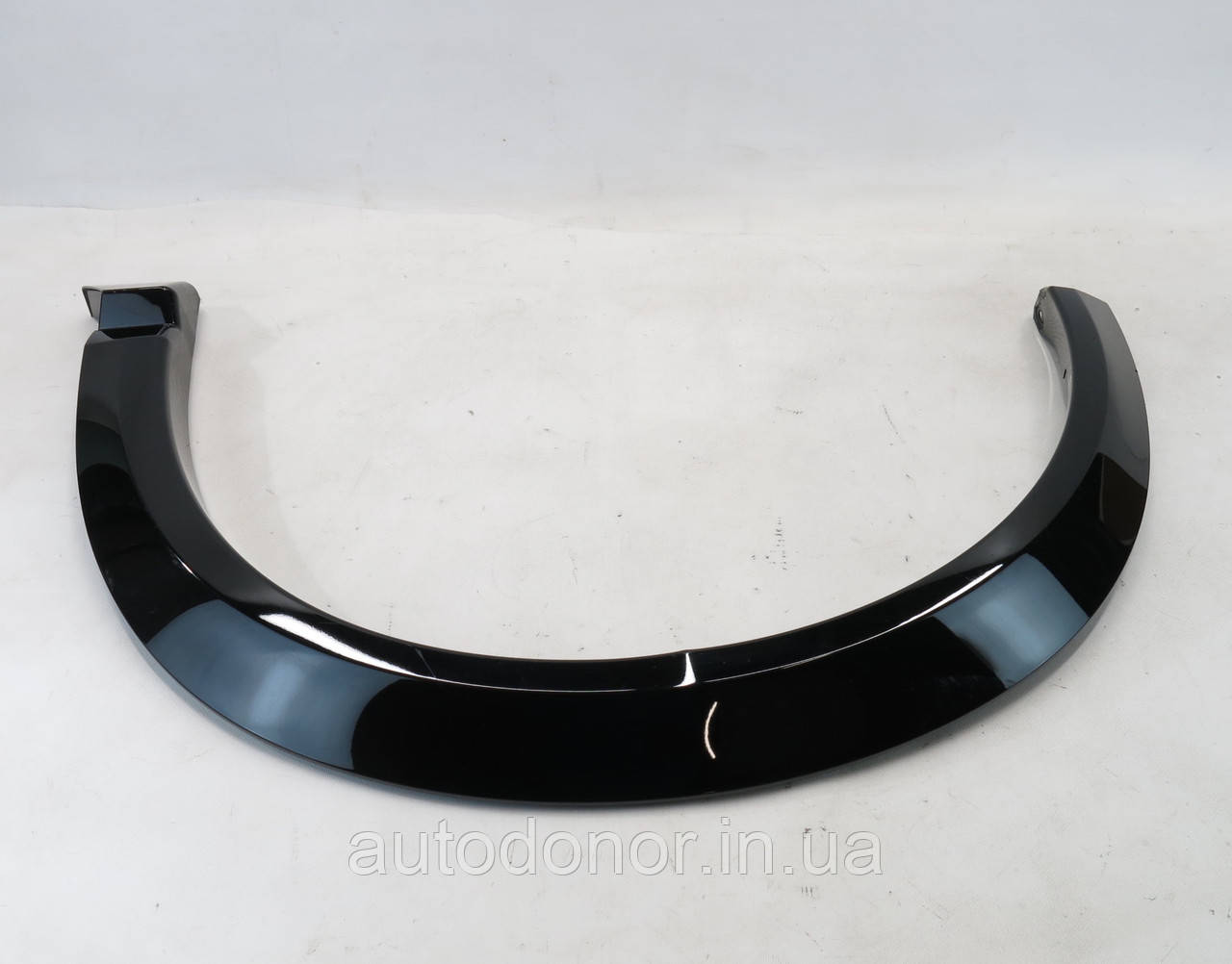 Молдінг арки перелнього крила лівий Nissan Ariya (22-) 63811-5MR5A