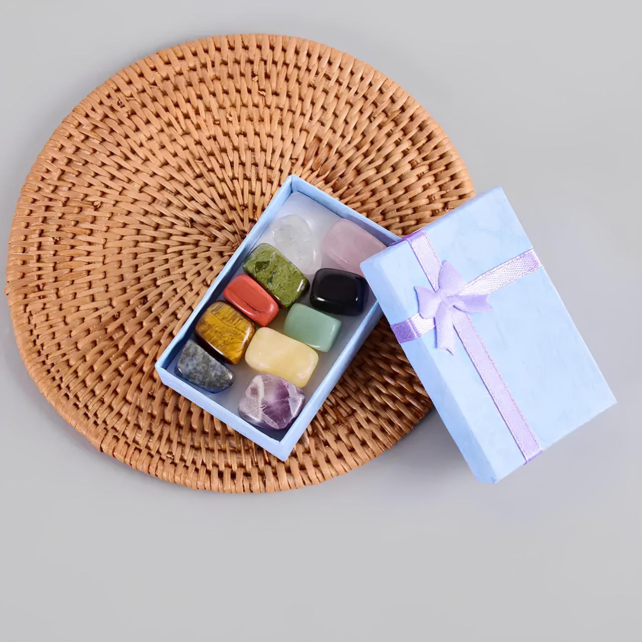 Набір з десяти натуральних каменів RESTEQ — напівдорогоцінні кристали з енергетичним впливом для дому, медитації та подарунка, фото 1