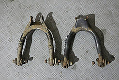 Верхні важелі заднього підрамника Audi A6 C5 2.7 Biturbo