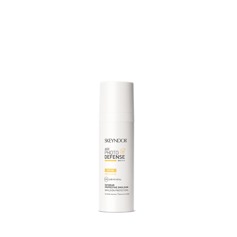 Денна захисна емульсія SPF 50+ Skeyndor Age Photo Defense SPF50+