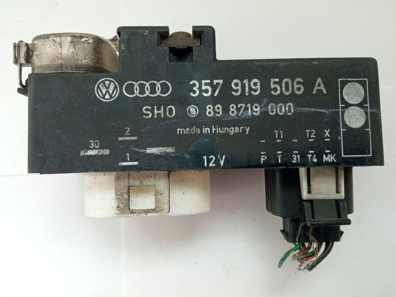 Електронний блок керування вентилятором Volkswagen Passat 35i Dis / Audi SHO 357 919 506 A / 357919506A / 89 8719 000 / 898719000